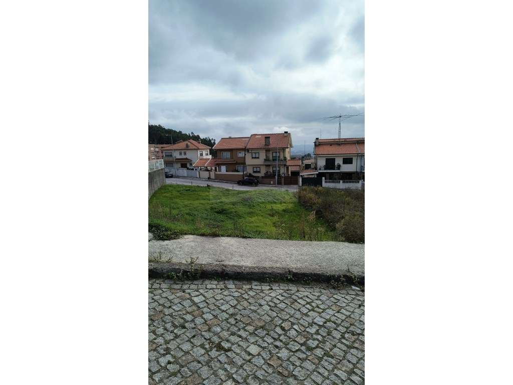 Terreno para construção de moradia Geminada-9