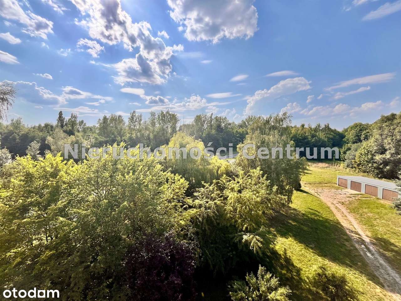 3 Pokojowe w sercu miasta z dużym balkonem i widokiem-3