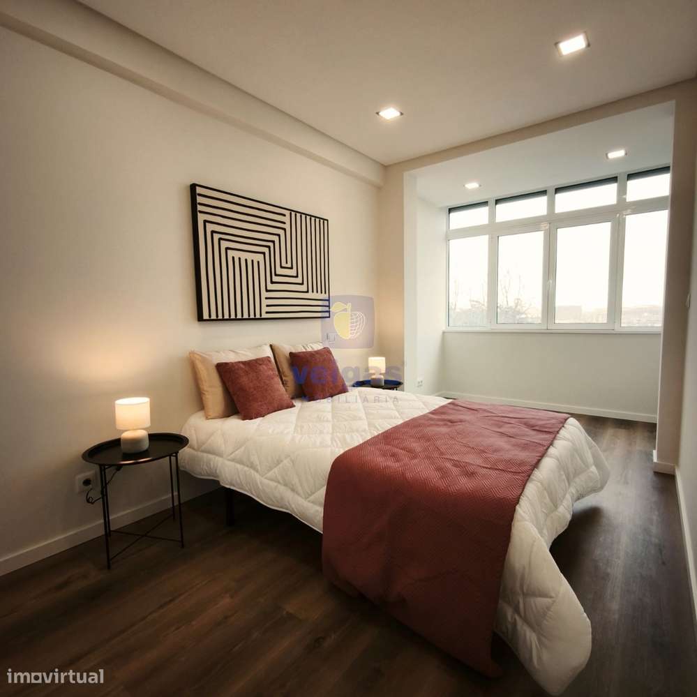 Apartamento T3 totalmente remodelado em Benfica-4