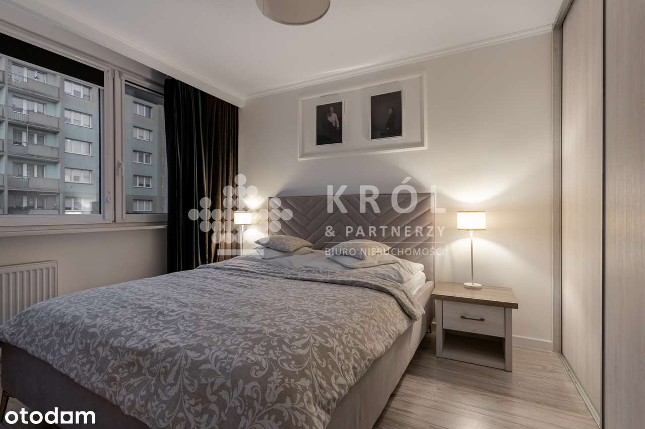 2 pokojowe mieszkanie do wejścia z balkonem na Komuny Paryskiej!-11