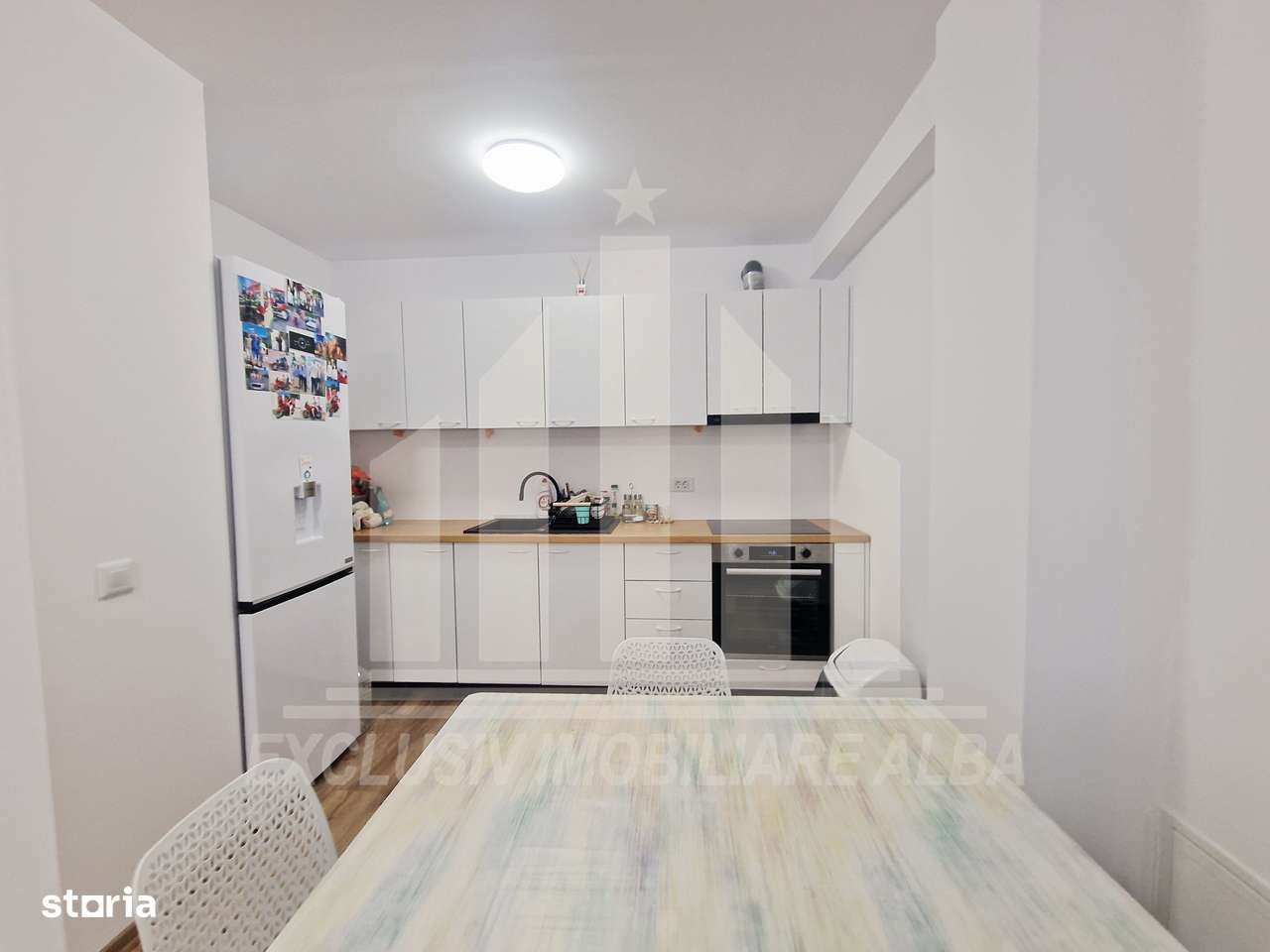 Apartament 2 camere de vanzare in zona Cetate, bloc nou - Imagine principală: 2/6