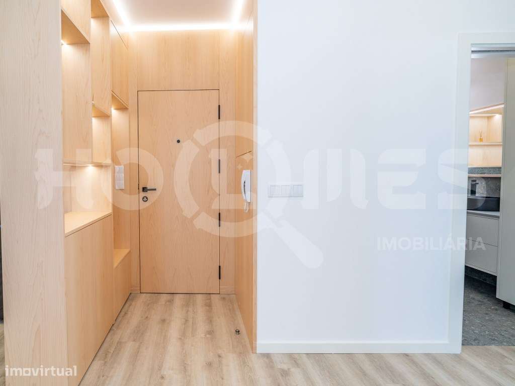 T2 de Luxo no Último Andar | Vista Mar, Serra e Cidade | Centro da ...-29