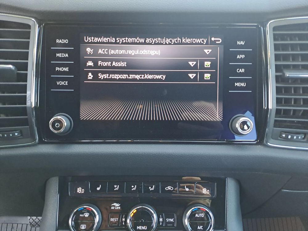 SKODA KODIAQ 7osób Hak DSG 1,5TSI 150KM Salon PL ASO VAT23%