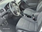 Volkswagen Golf 1.6 TDI BlueMotion Technology Cup - 13