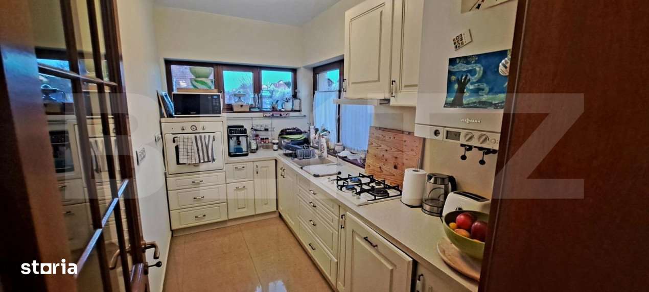 Casa individuala cu 4 camere,200 mp, teren 365 mp,cartier Europa - Imagine principală: 4/14