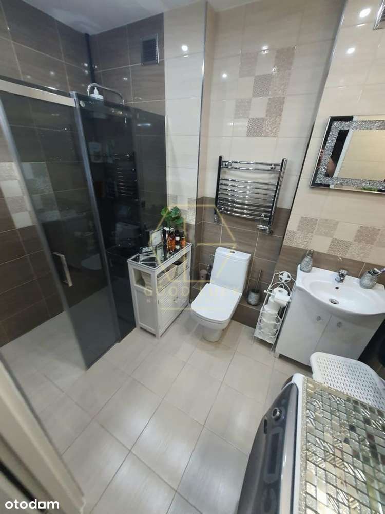 Sprzedam umeblowane mieszkanie z tarasem3pokoje72m-10