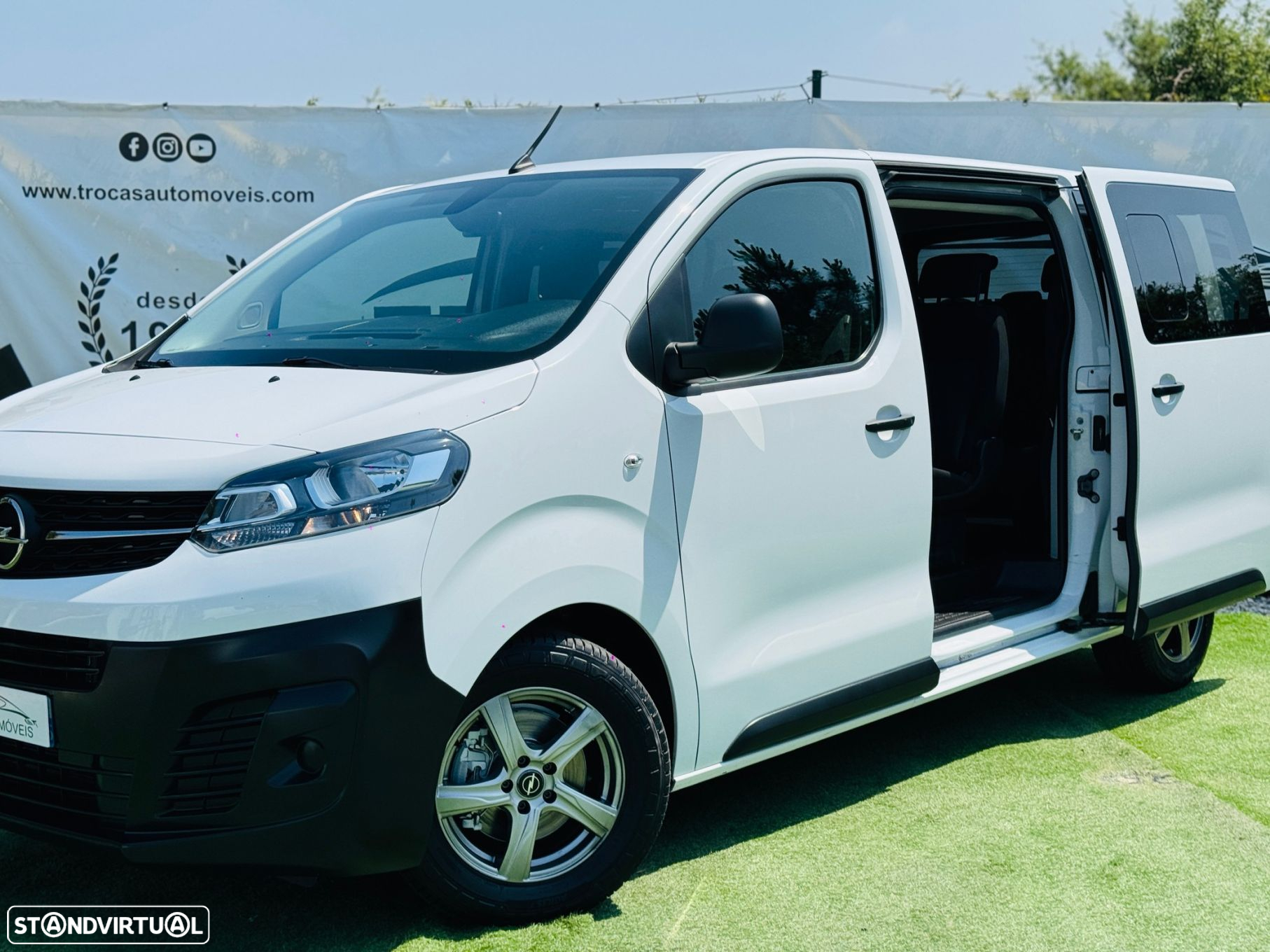 Opel Vivaro 1.5 CDTi L3H1 Essentia Inc - 9