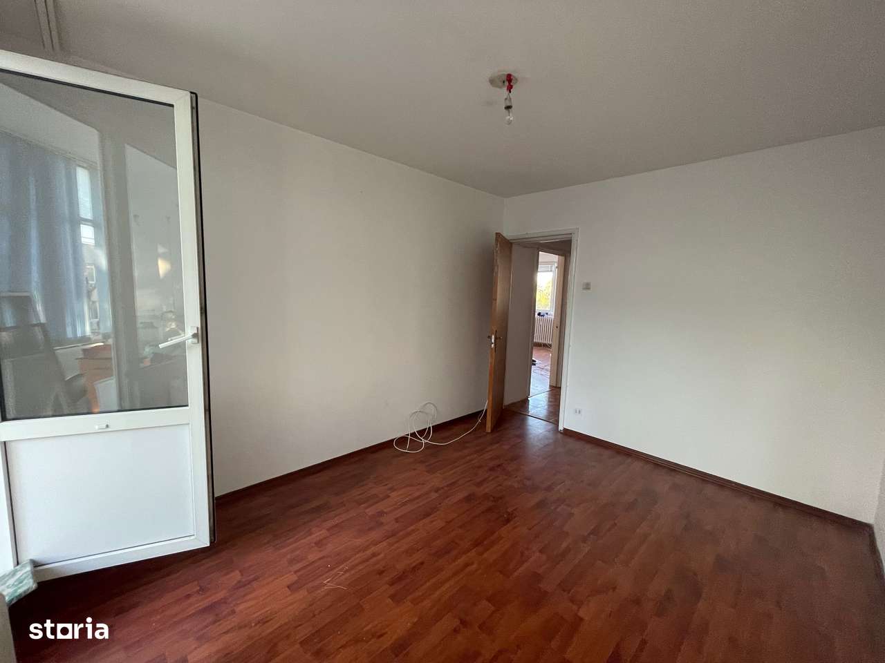 3 camere Berceni loc de parcare - Imagine principală: 1/7