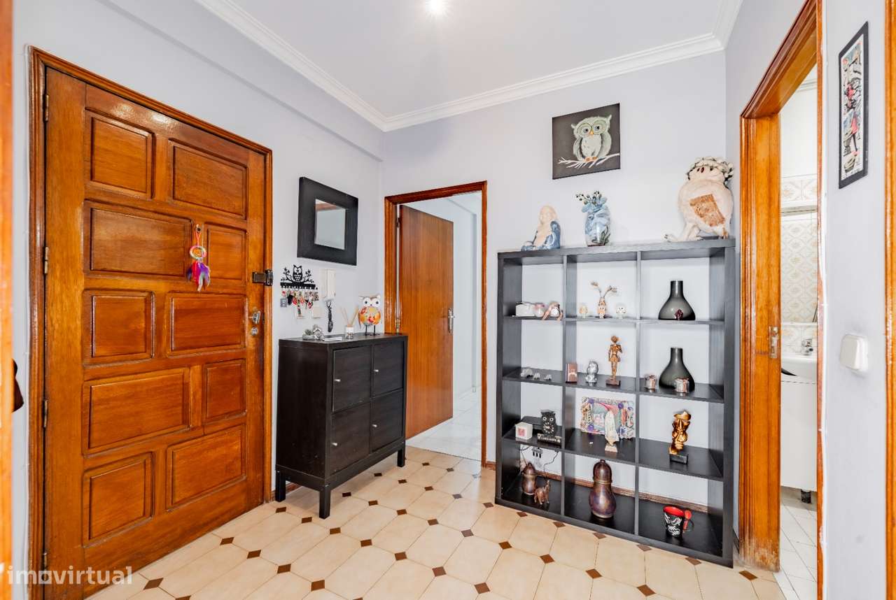 Apartamento T3 com garagem fechada e sótão – Rua do Cruzeiro, Braga-14