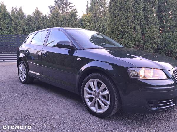 Audi A3 1.6 Sportback Ambiente - 28