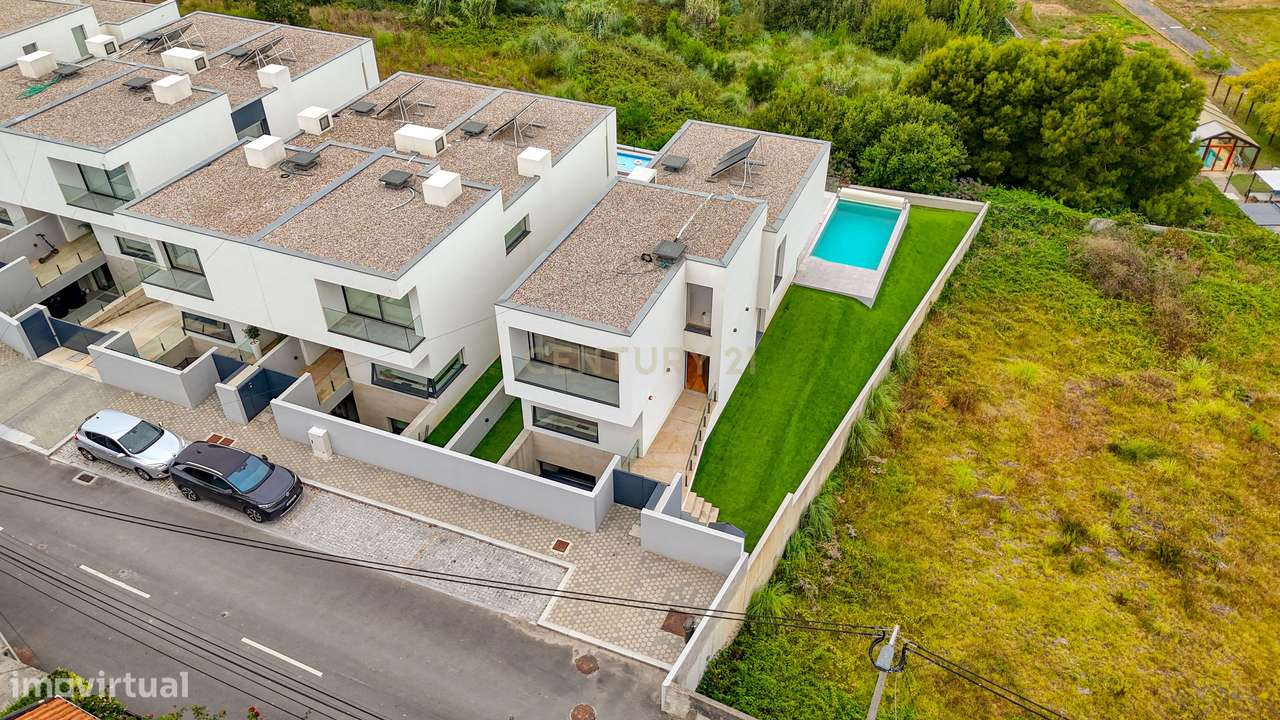 MORADIA T3  COM PISCINA E JARDIM | VALADARES | JUNTO AO MAR-42