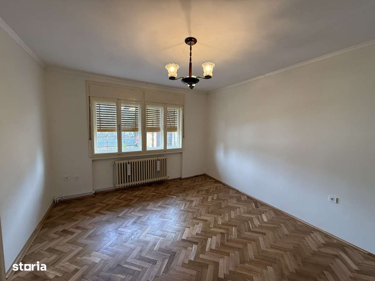 Casa Liceul Pedagogic Renovata 2025 125 mp-3