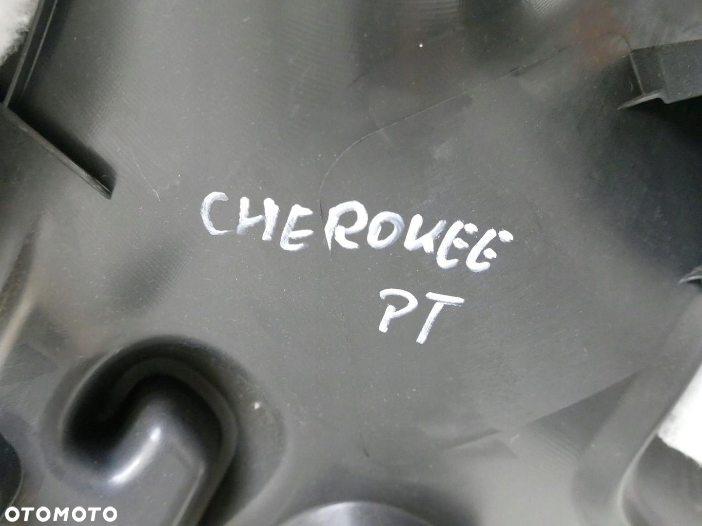 JEEP CHEROKEE KK BOCZEK BAGAŻNIKA PRAWY TYŁ - 12