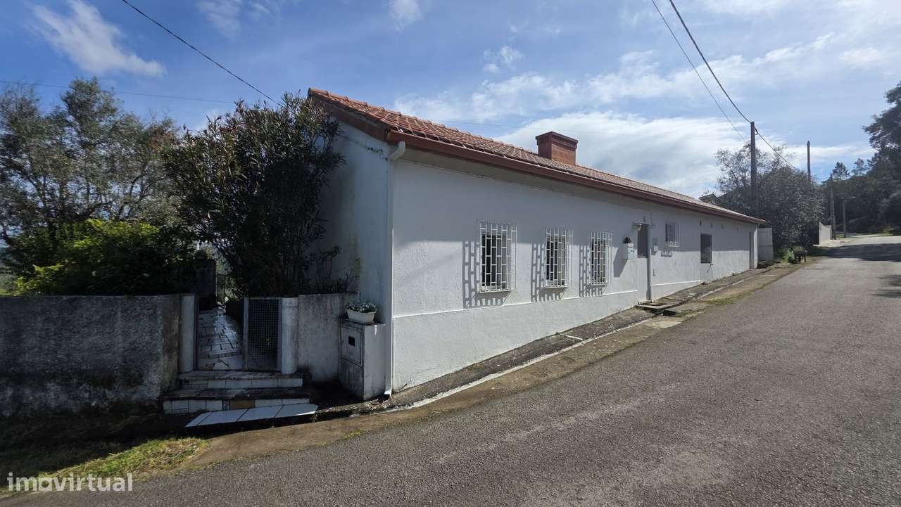 Moradia com vista magnífica para o Rio Zêzere, perto da Serra de Tom - Grande imagem: 2/37
