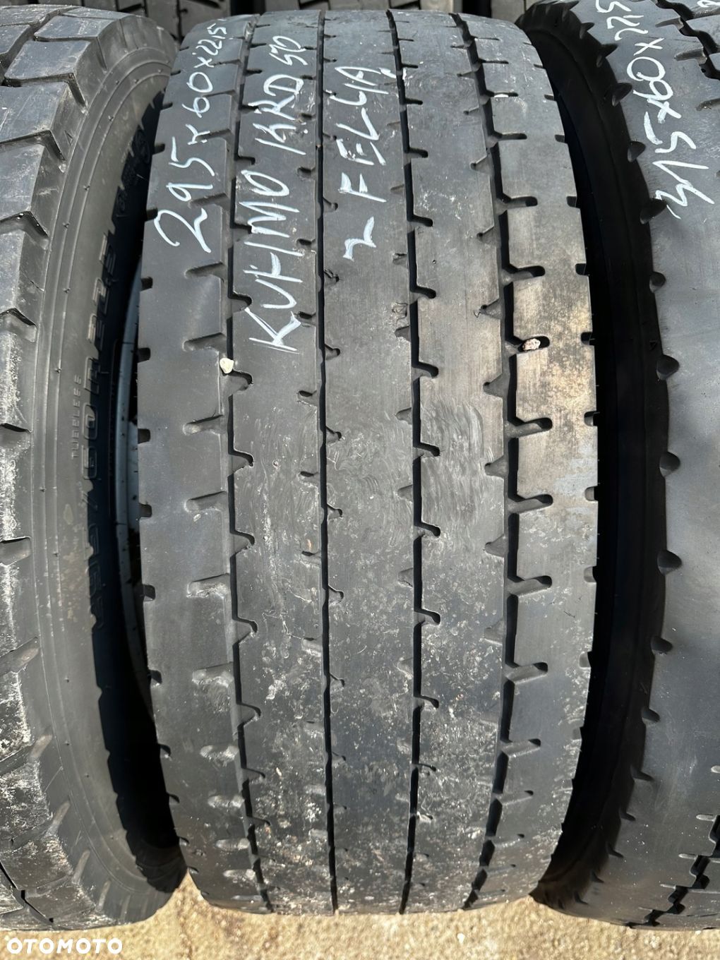 Opona Koło Kumho KRD50 295/60 R 22.5 - 1