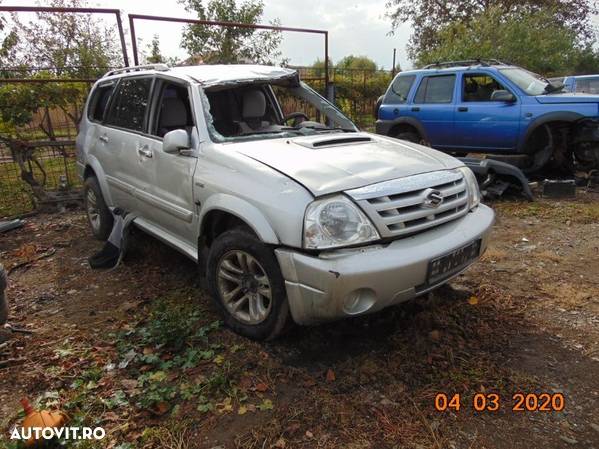 Dezmembrez Suzuki Grand Vitara XL motor 2.0hdi cutie manuala grup usa - 1