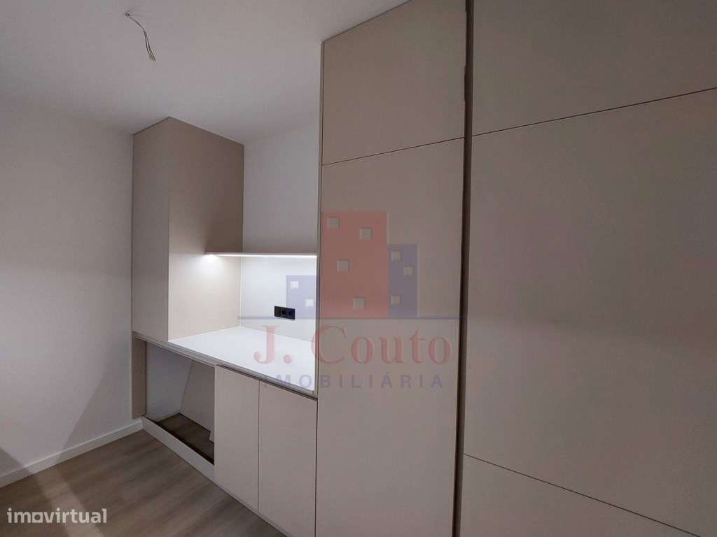 Apartamento T2 em Caldas da Rainha-8
