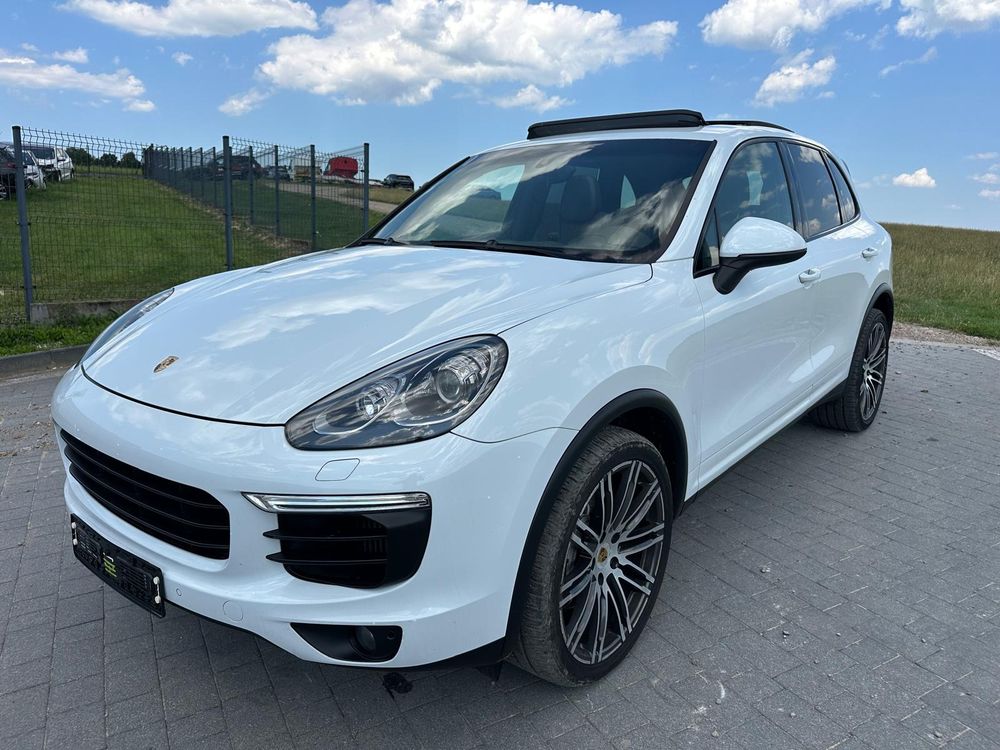 Porsche Cayenne II (2010-2017) S Platinum Edition 2015