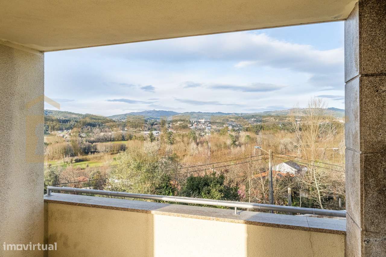 Moradia T3 em Garfe – Póvoa de Lanhoso-16