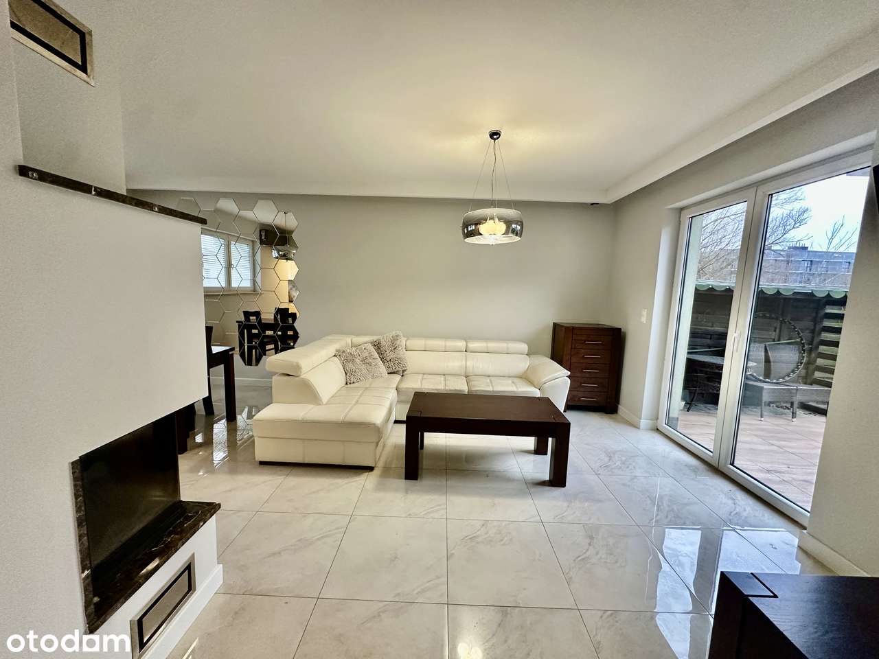 Wygodny i praktyczny dom/segment do wynajęcia | Wawer – ul. Jeziorowa - Pełny obrazek: 1/20