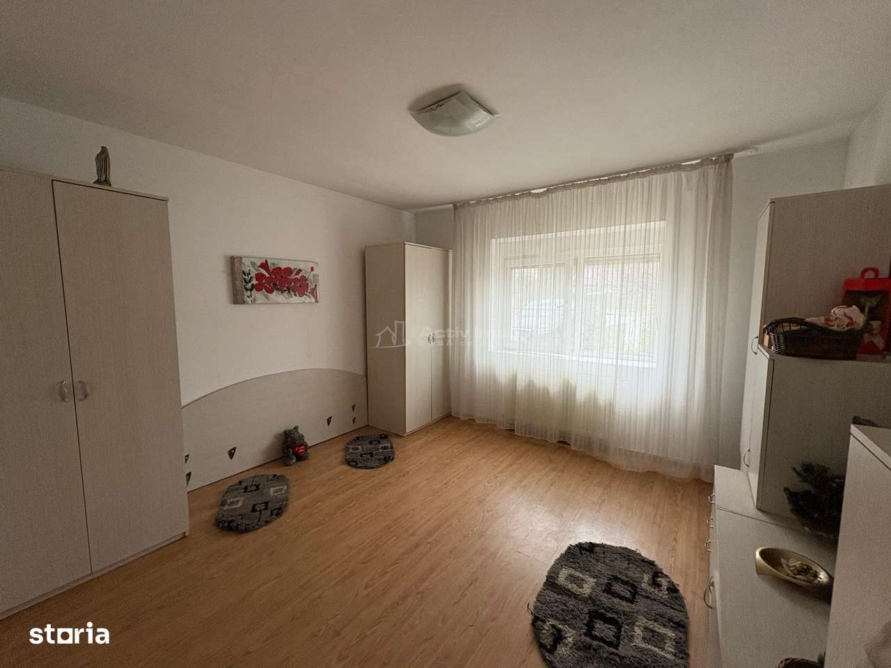 Bocsa Romana, Casa 8 Incaperi, Strada Principala.-0