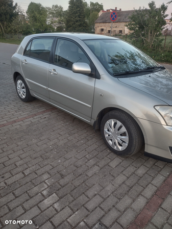 Toyota Corolla 1.4 VVT-i Base - 8