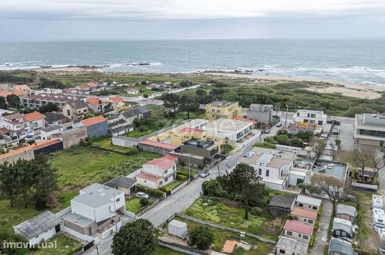Moradia T3 de Luxo com Vista Mar – Praia da Madalena, Gaia - Grande imagem: 4/48