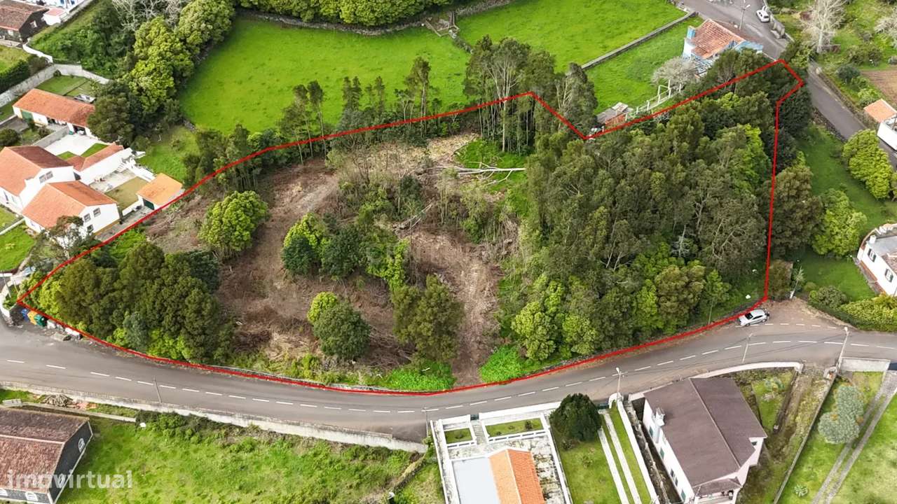 Terreno com Ruínas - Grande imagem: 4/9