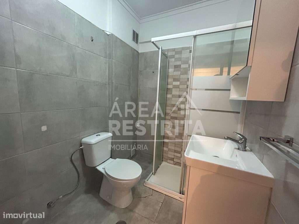 APARTAMENTO T1 , Zona Central, Cruz de Pau - Grande imagem: 4/7