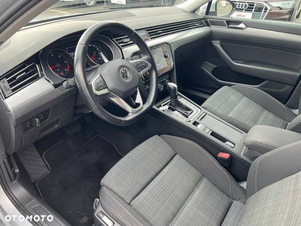 Volkswagen Passat 2.0 TDI Business DSG - 33