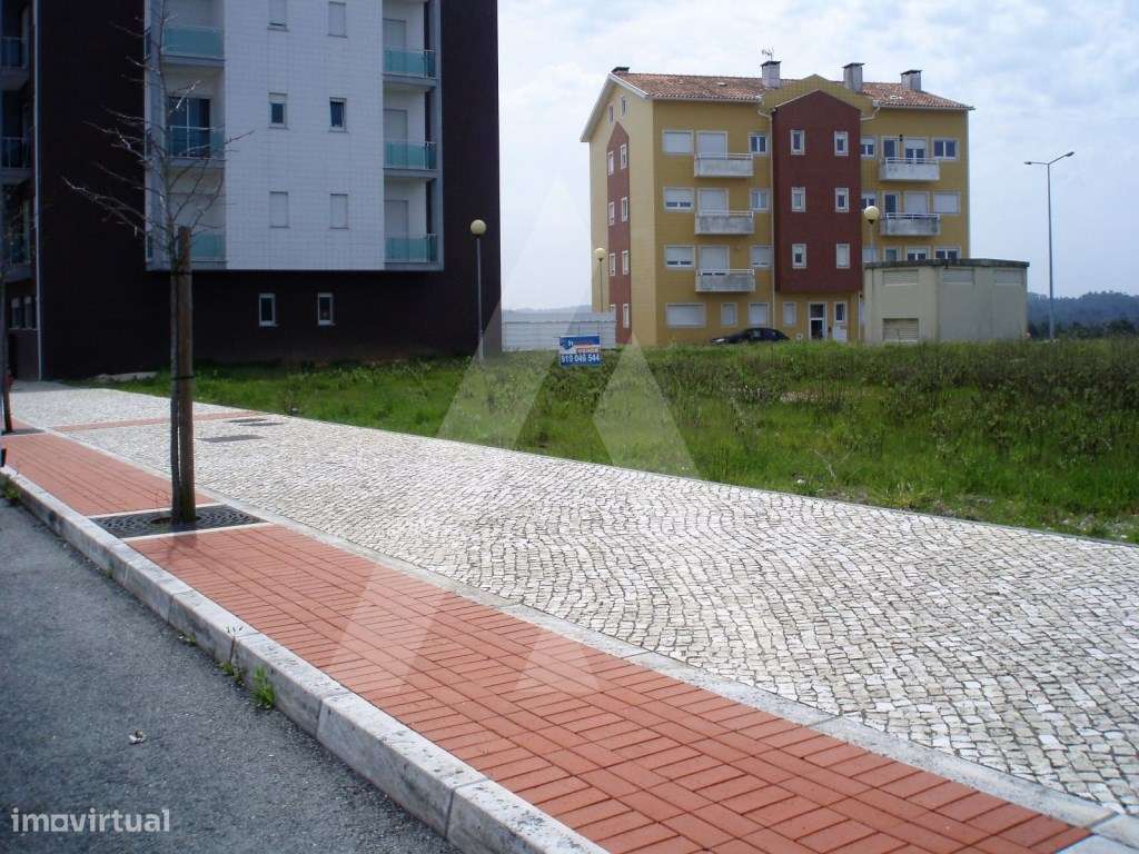 Terreno em Oliveirinha com viabilidade de construção - Grande imagem: 3/7
