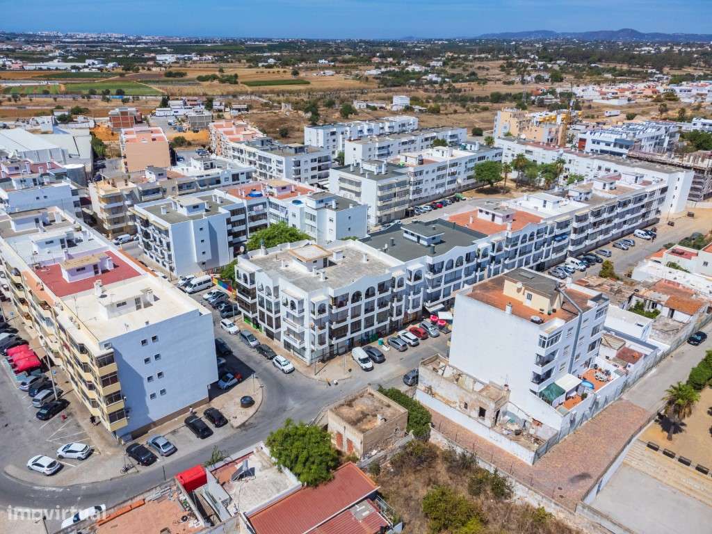 Terreno com Casa em ruínas no Centro de Olhão-14