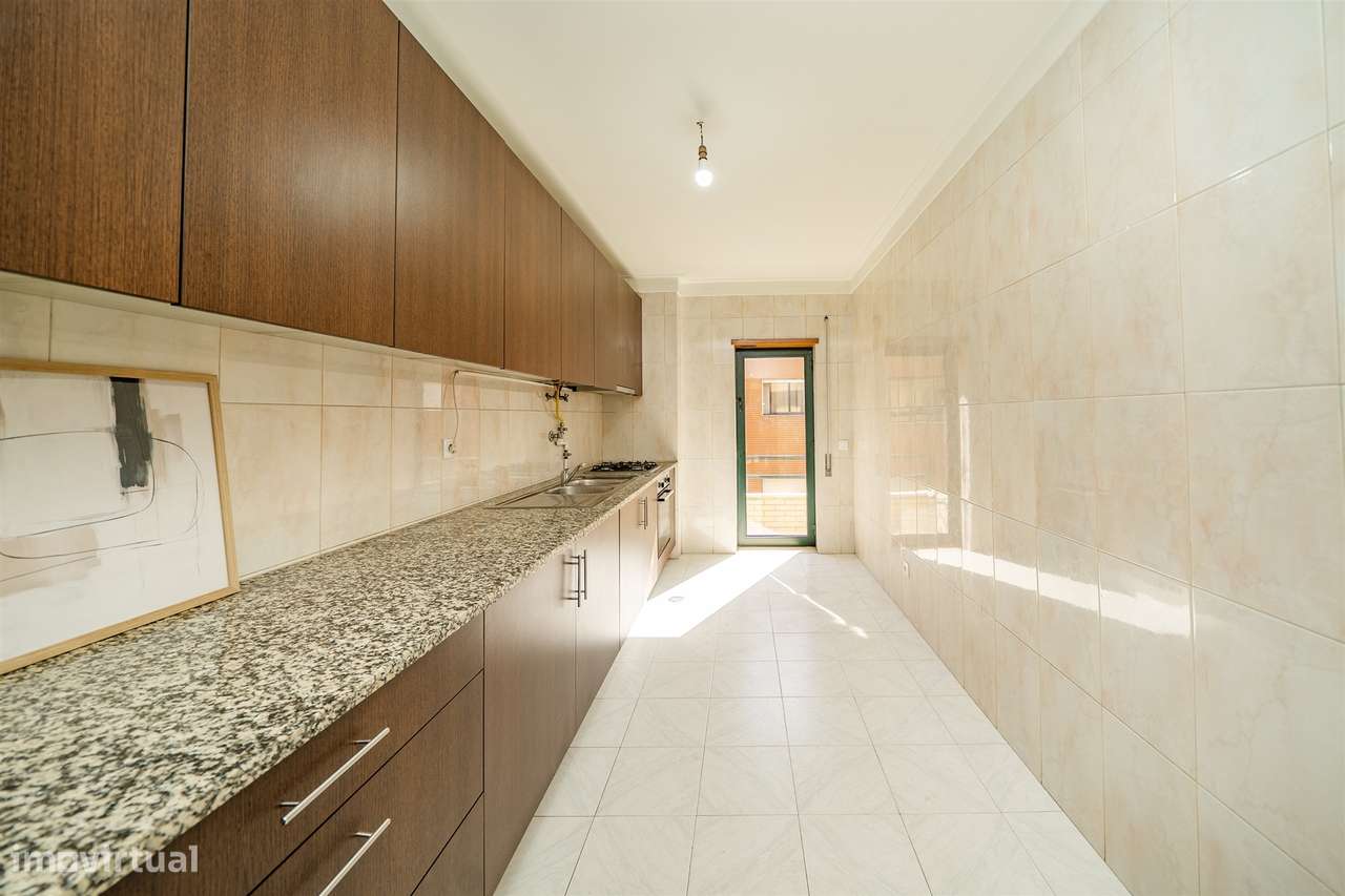 Apartamento T2 Venda em Braga (São José de São Lázaro e São João do So-13