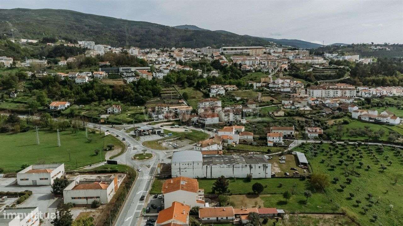 Terreno Urbano / Seia, Seia, São Romão e Lapa dos Dinheiros - Grande imagem: 4/9