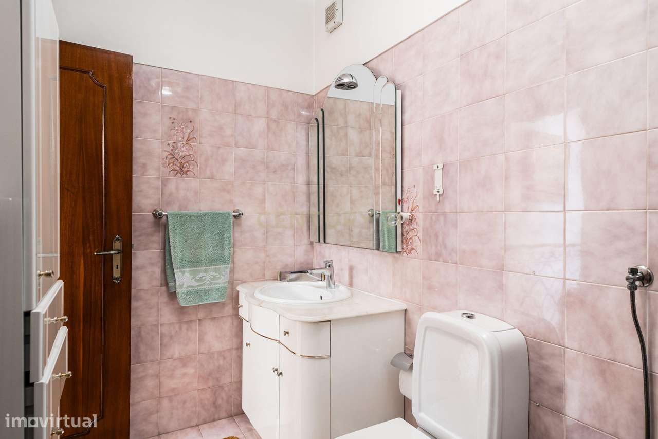 Apartamento T0, com Terraço, Agualva Cacém-10