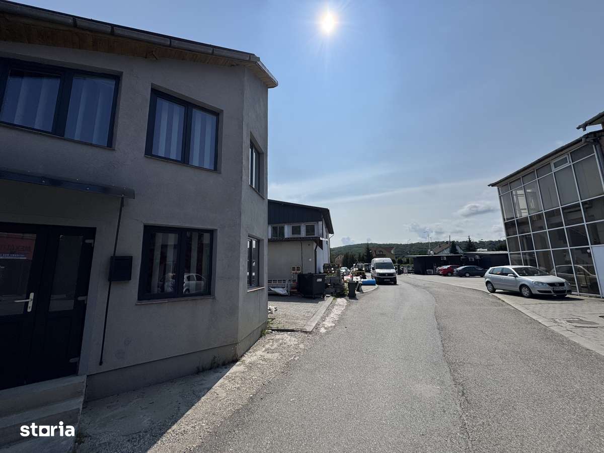 Spațiu comercial în zona centrală - Imagine principală: 5/11