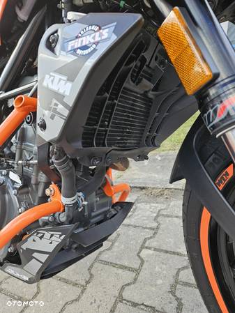 KTM Duke - 16