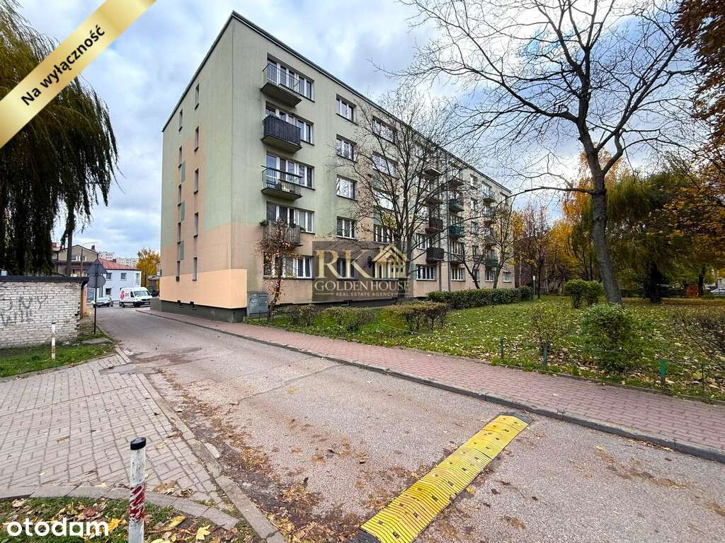 Kawalerka w ścisłym centrum miasta-0