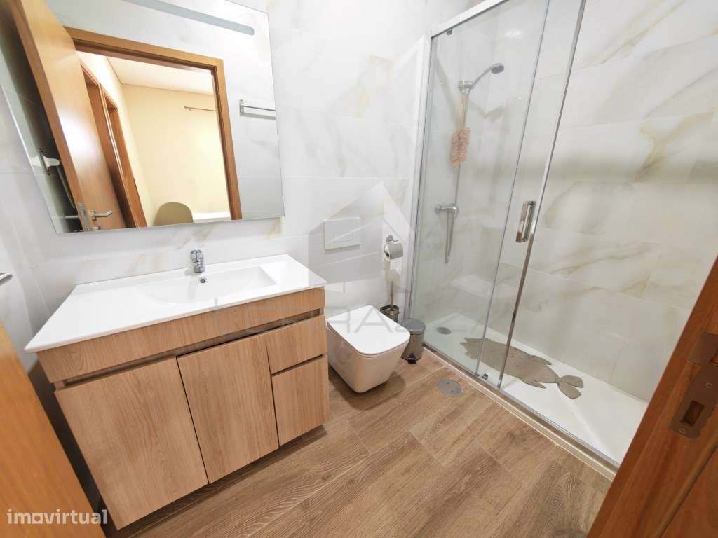 Moradia térrea T2 remodelada na Praia de Espinho-9
