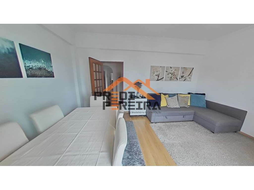 Reservado!
T3 com arrecadação, na Arroja - Excelente localização, ... - Grande imagem: 4/23