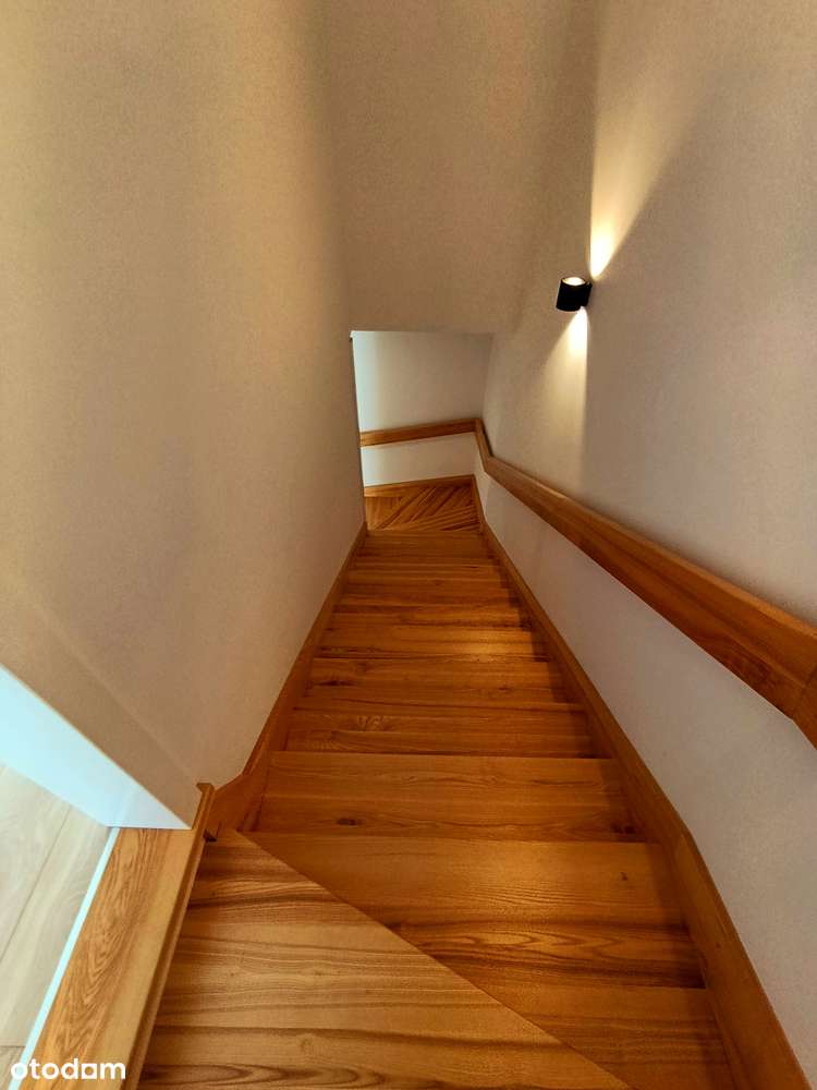 Luksusowy 2-poziomowy apartament z widokiem na góry-6