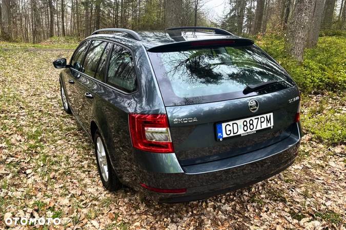 Skoda Octavia 2.0 TDI Ambition DSG - 6