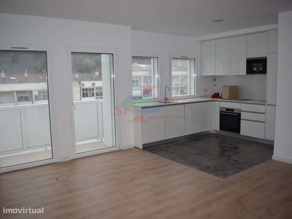 T3 - Bairro de S. Miguel - Grande imagem: 2/17