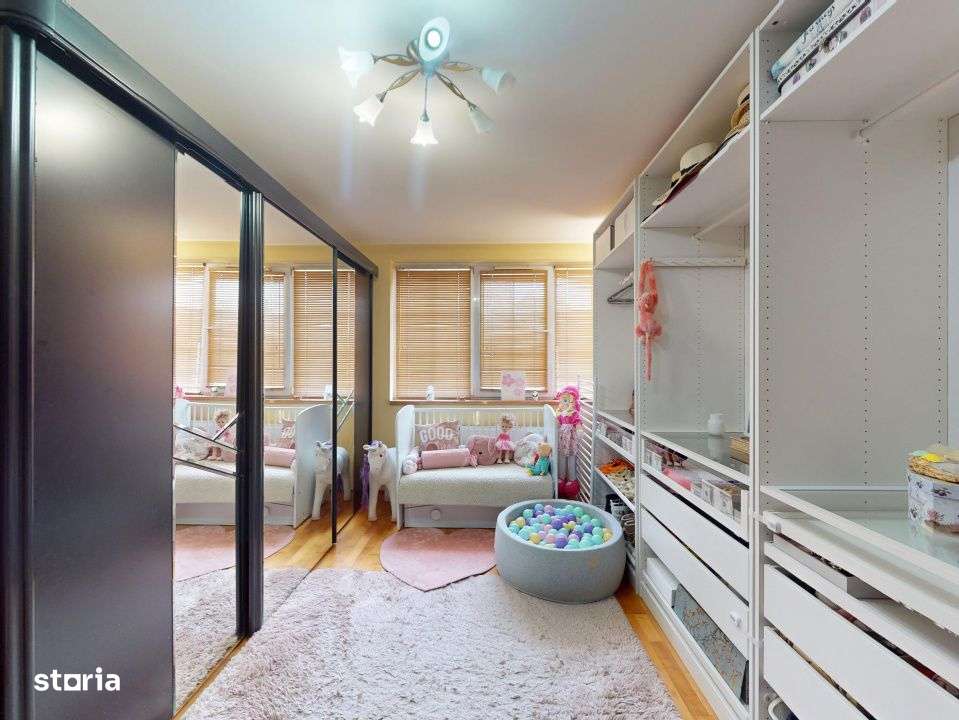 Vila Exclusivista cu Piscina, Panouri Solare si Sala de Fitness - 0% C-9