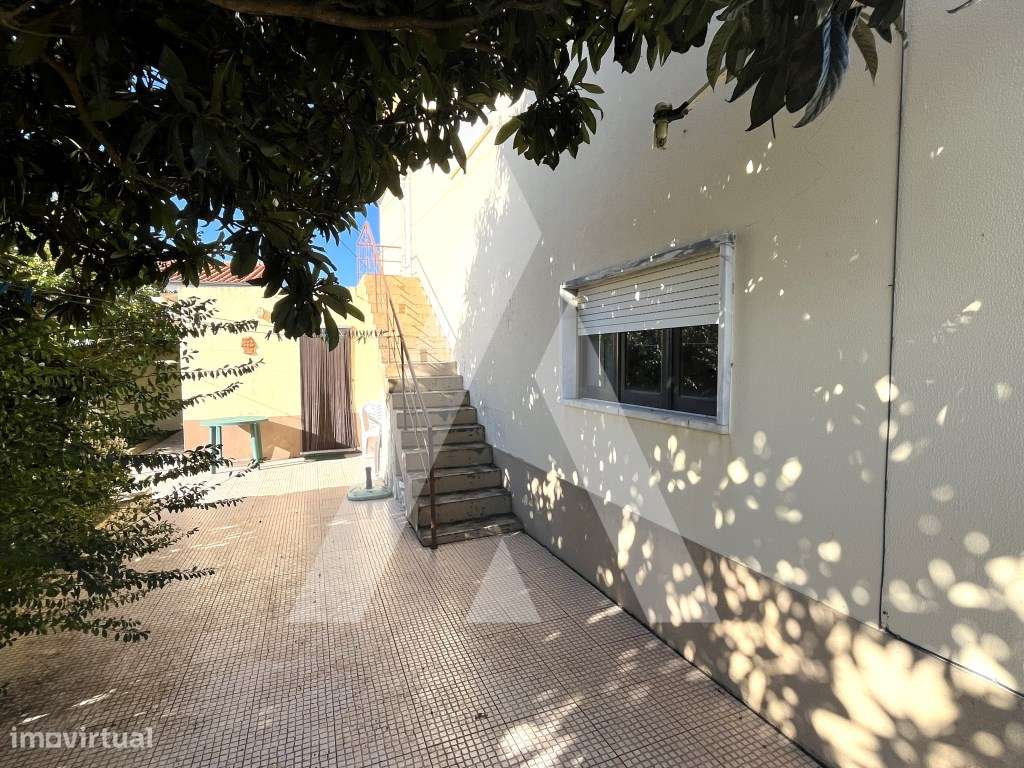 Moradia T4 + T1 com Terreno de 7.800 m² no Cadaval - Vista para a S...-20