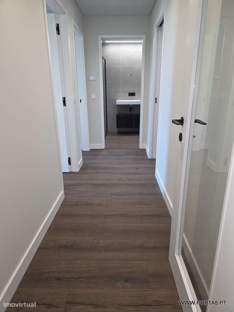 T2 NOVO COM GARAGEM - LEIRIA-8