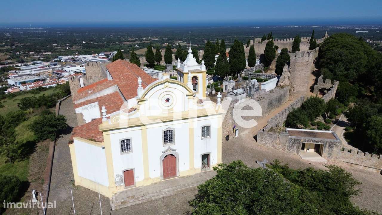 Moradia totalmente Renovada na Zona Histórica de Santiago do Cacém - Grande imagem: 2/31