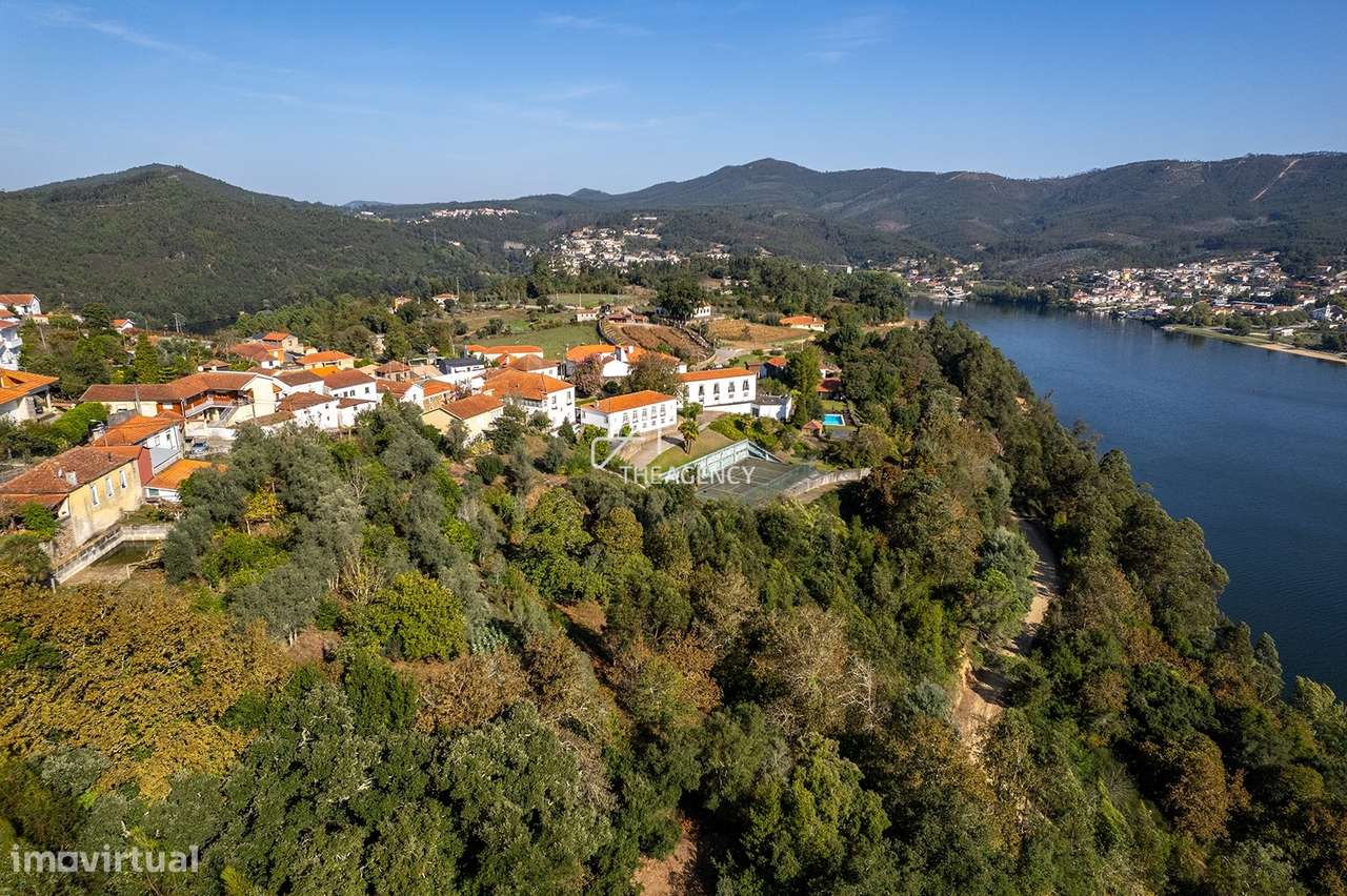 Quinta brasonada do século XIX - Grande imagem: 4/59