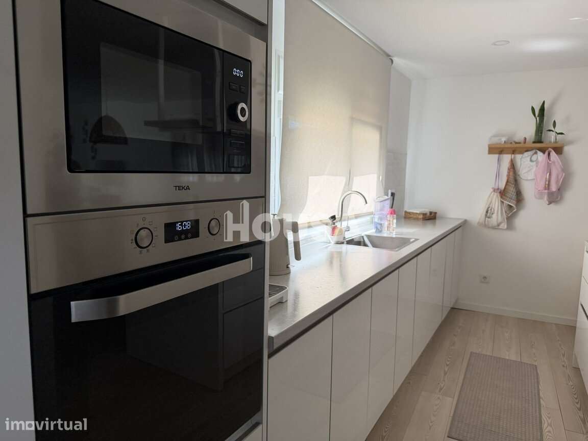 Moradia T3 térrea totalmente renovada na Gândara dos Olivais-9
