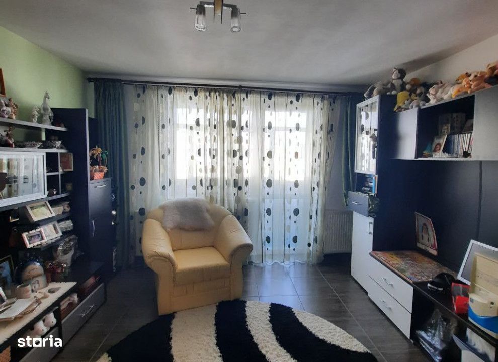 Apartament  4 camere Calea Romanului , 99 metri, etaj 4 Cod:152650